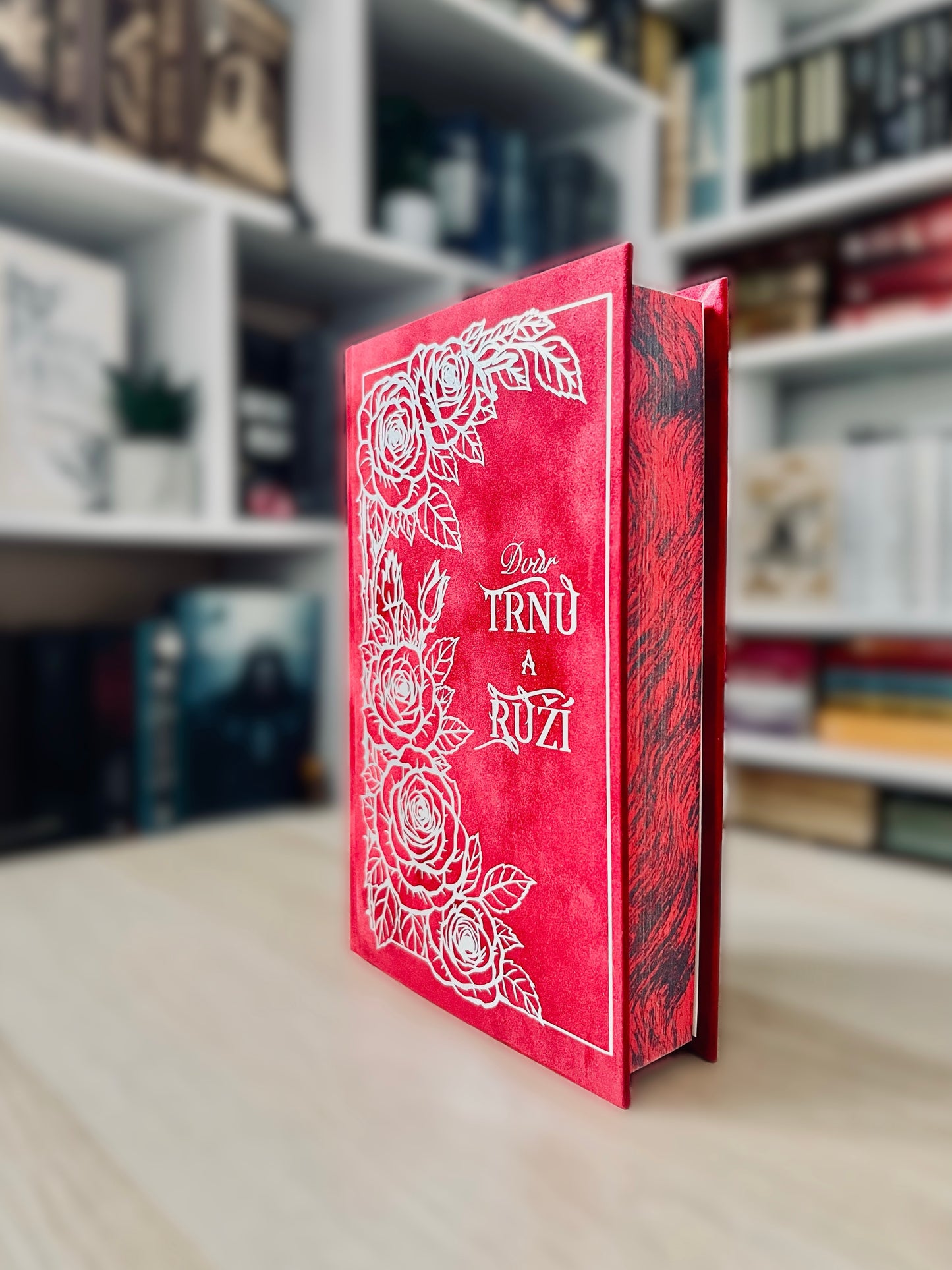 Dvůr Trnů a Růží - Sarah J. Maas