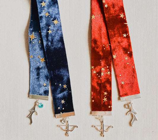 Sametová záložka do knihy - ACOTAR